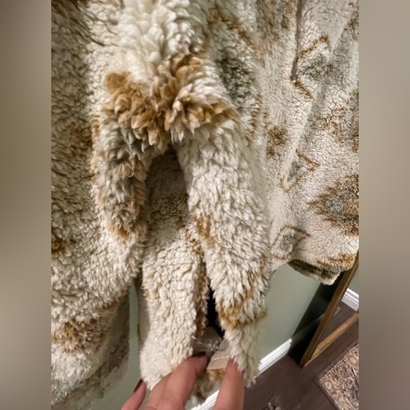 Thread & Supply Wubby 1/4 zip - Picture 5 of 8